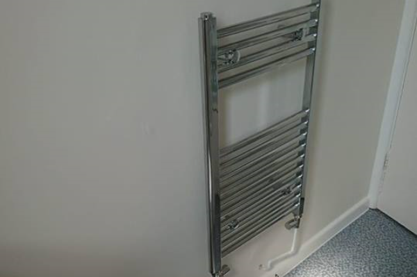 Towel radiator